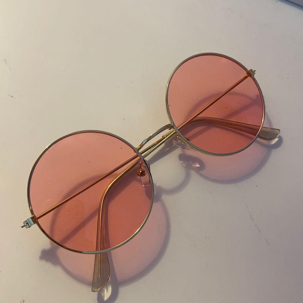 orange glasses - Picture 2 of 9